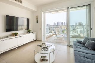 Netanya Seaside High-Rise Apartment with Mamad by Sea N Rent - Netanya - 6
