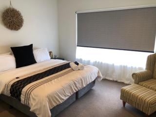Lbarza Stylish 3BR Central Serviced Apartment - 8