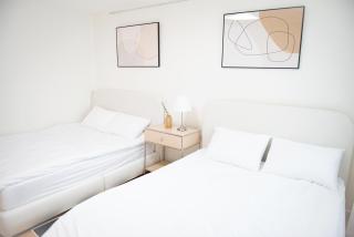 New open sale Haebangchon stay Itaewon Myeongdong Hongdae Insadong Gyeongbokgung palace - Seul - 2