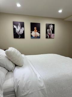 The Perfect Getaway - Orangeville - 9