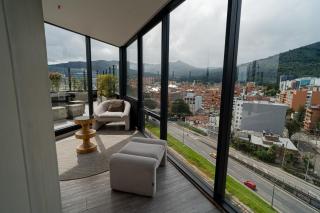 Espectacular Apartaestudio con Piscina sobre la calle 100 - Bogota - 4