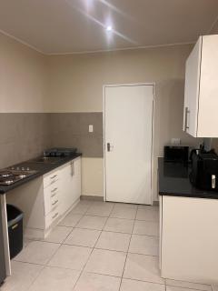 Lanina Deluxe Unit - Vosburg - 3