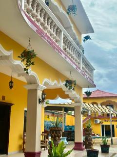 Hotel Alfa y Omega - San Benito - 1