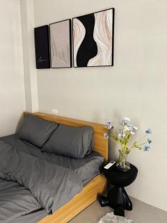 Gloom Room - Amoureux Homestay - Hanoi - 3