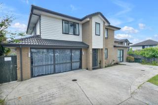 Spacious Home Near Airport - Auckland - 7