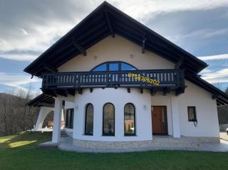 Julien House - Prisaca Dornei - 9