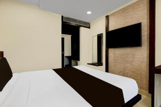 Super Townhouse Oak Vijayawada Formerly Madhuvan Grand - Gunadala - 1