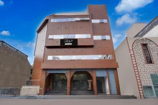Collection O MG Road Rajkot Formerly Shahi Darbar - Rajkot - 0