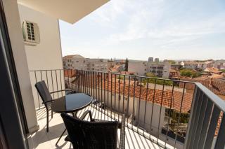 Harizma apartmani - Avenija - 6