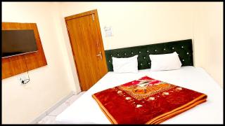 HOTEL White S - STAY Near Shri Mahakaleshwar Jyotirlinga Temple - Free Wifi & Free Parking - Fully Air Conditioned And Spacious Room - Excellent Service Recommended - Ujjain - 4