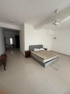 Luxe Highway Residencies Penthouse - Pannipitiya - 3