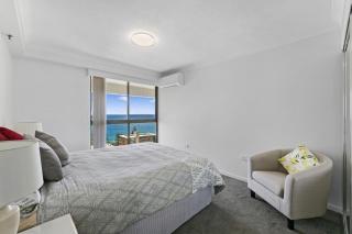 Beachfront Luxury on Burleigh Hill Casa del Mar - Gold Coast - 6