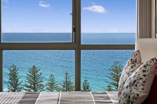 Beachfront Luxury on Burleigh Hill Casa del Mar - 1
