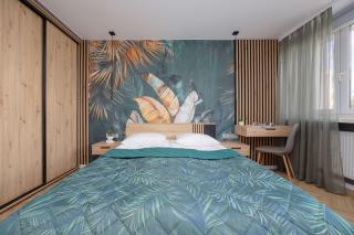 Exceptional Apartment with Air-Conditioning and Balcony in Warsaw by Noclegi Renters - Warsaw - 4