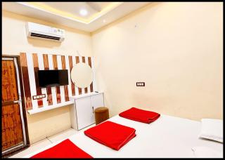 Near Mahakal Temple Hotel S U N # c !Ujjain,Near Railway station -Fully Air conditioned Rooms And Spacious, with Wifi And Parking- BEST HOTEL IN UJJAIN - Ujjain - 7