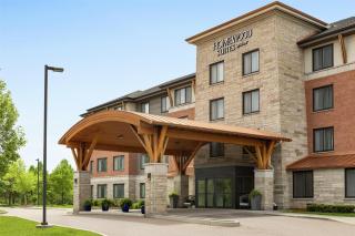Homewood Suites by Hilton Burlington - Burlington - 0