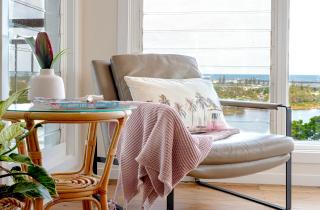 THE PENTHOUSE - Spectacular Views of the Bay, and the Ocean! Only 150m to Shaws Bay - East Ballina - 1