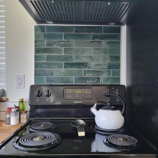 Trailside vacation home—easy walk to Winthrop - 7