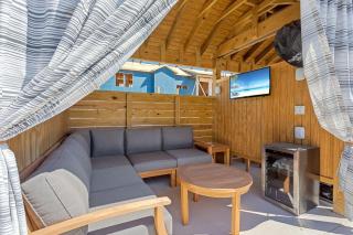 BCW29A Boone Docks 2 Min Walk to Beach - Corolla - 3