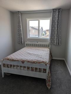 3 bedroom house with patio - 4