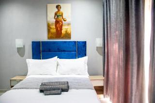 GlowtiAirbnb - Centurion - 9