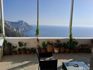 Anemos Guest House Karpathos - 9