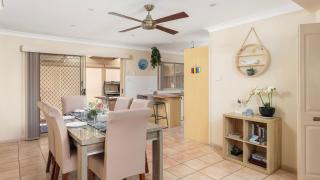 Shoal Bay Townhouse with Spa - Shoal Bay - 1
