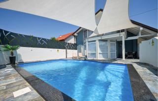 2 Bedroom Amazing Home In Bjelovar - Bjelovar - 5
