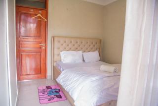 The Vacation Homes Apartment - 4