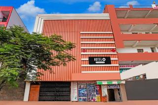 Hotel O Sector 121 Gaur City Mall Noida Formerly Royal FNG - Noida - 5