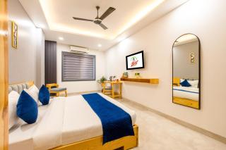 Hotel Zest Near IGI Airport - Nuova Delhi - 1