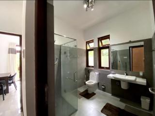 Hotel Yashvardhan Inn - - 1