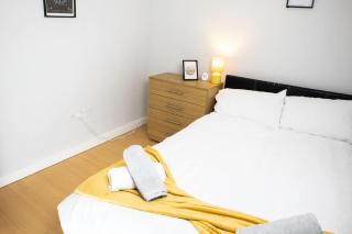 Central 2 Bed Apartment - Leeds City Centre - For Relocators, Professionals - Leeds - 1