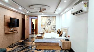 Hotel The Aradhya ! Heritage Near BMetta Buddharam Temple-Mahabodhi Temple 1600m - Restaurant & Parking Facilities - Fully Air Conditioning Suite Room - Best Hotel - Bodh Gaya - 0
