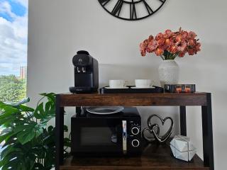 Luxury 2BR Penthouse-1 Skyline Terrace City Center - Leeds - 1