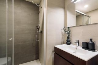 Falco - 2 bedrooms with shared pool in Les Corts - 3