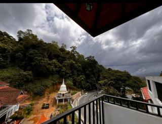 Hotel Laxmi Retreat - - 7