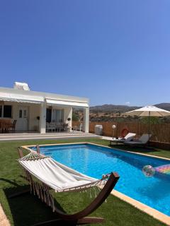 Villa Daphne - Coral Bay - Surrounded by Nature - Absolute Privacy - 9