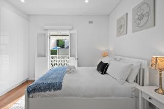 Harbour Glimpses & Modern Comfort - Sydney - 4