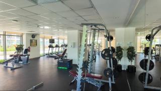 FIRST CLASS 2BR Timeless Vibes & Pool View - 3