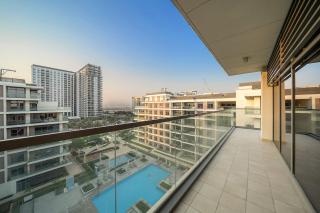 FIRST CLASS 2BR Timeless Vibes & Pool View - 1