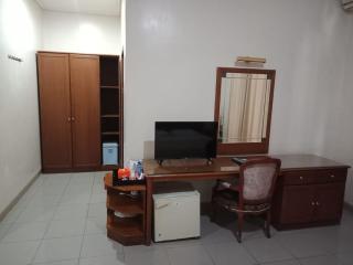 Hotel Handayani - 9