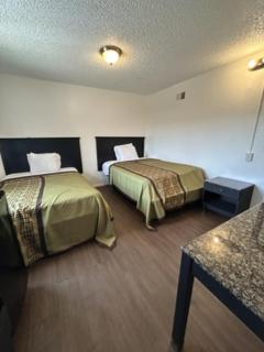 Encore Inn - Inglewood - 5