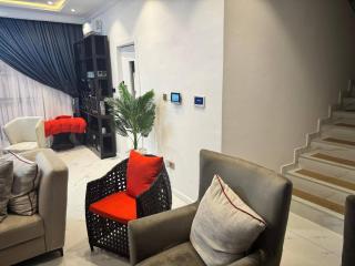 Serene Oasis in Lagos - Private Pool Relaxing Ambiance - Lagos - 1