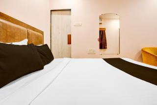 Hotel O Tawakkal Guest house - Mumbai - 1