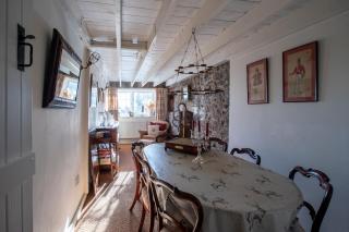 Victorian 3 Bed Cottage in Sought After Pentyrch - 8