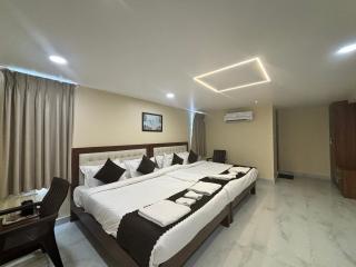 Hotel OP Palace - 1
