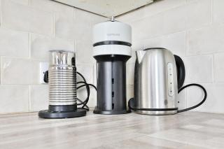 Stunning 3 Bed Townhouse - 1