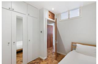 2 Bedroom Apartment Queensway - Moffat - 7