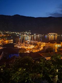 Romantic Escape - Stunning Rooftop Views - Old Town - Kotor - 0